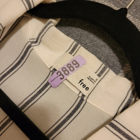 Wilfred Free Tie Front Blouse - Picture 7 of 11